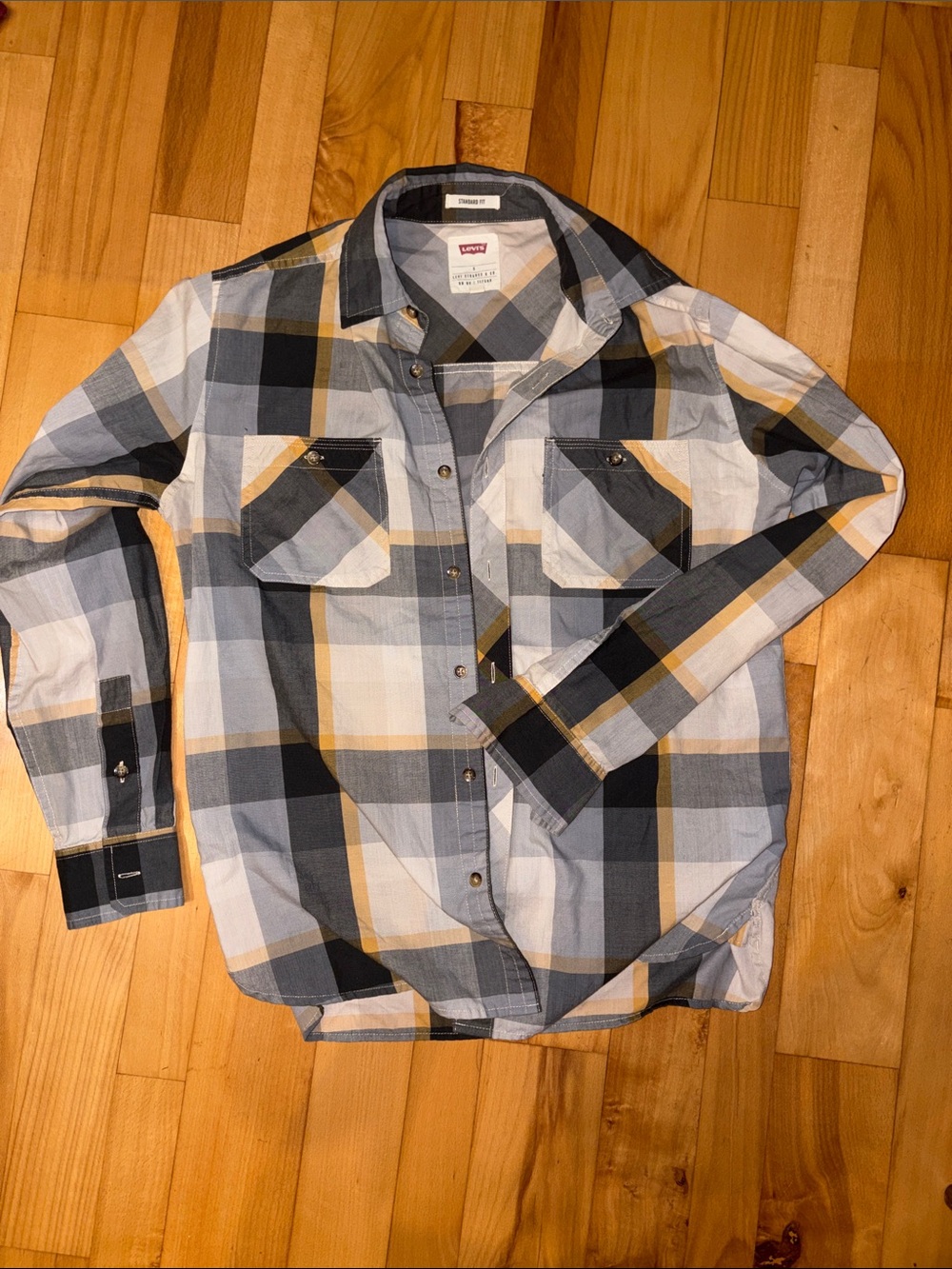 Levi’s plaid button down